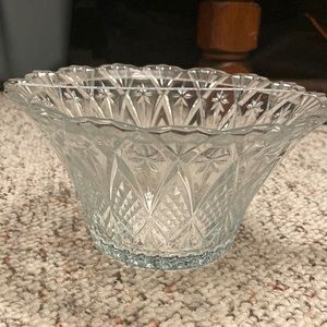 Crystal dish